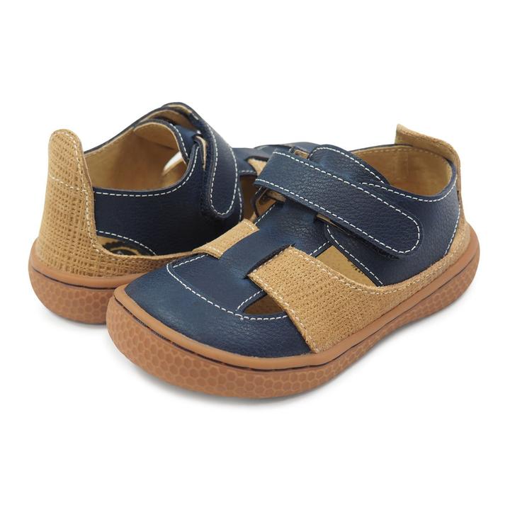 Livie & Luca Captain