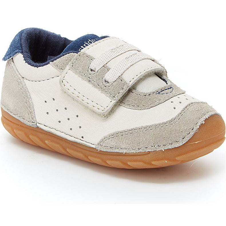 Stride Rite Soft Motion Wyatt