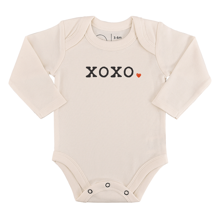 Finn + Emma Organic Long Sleeve Graphic Bodysuit - XOXO