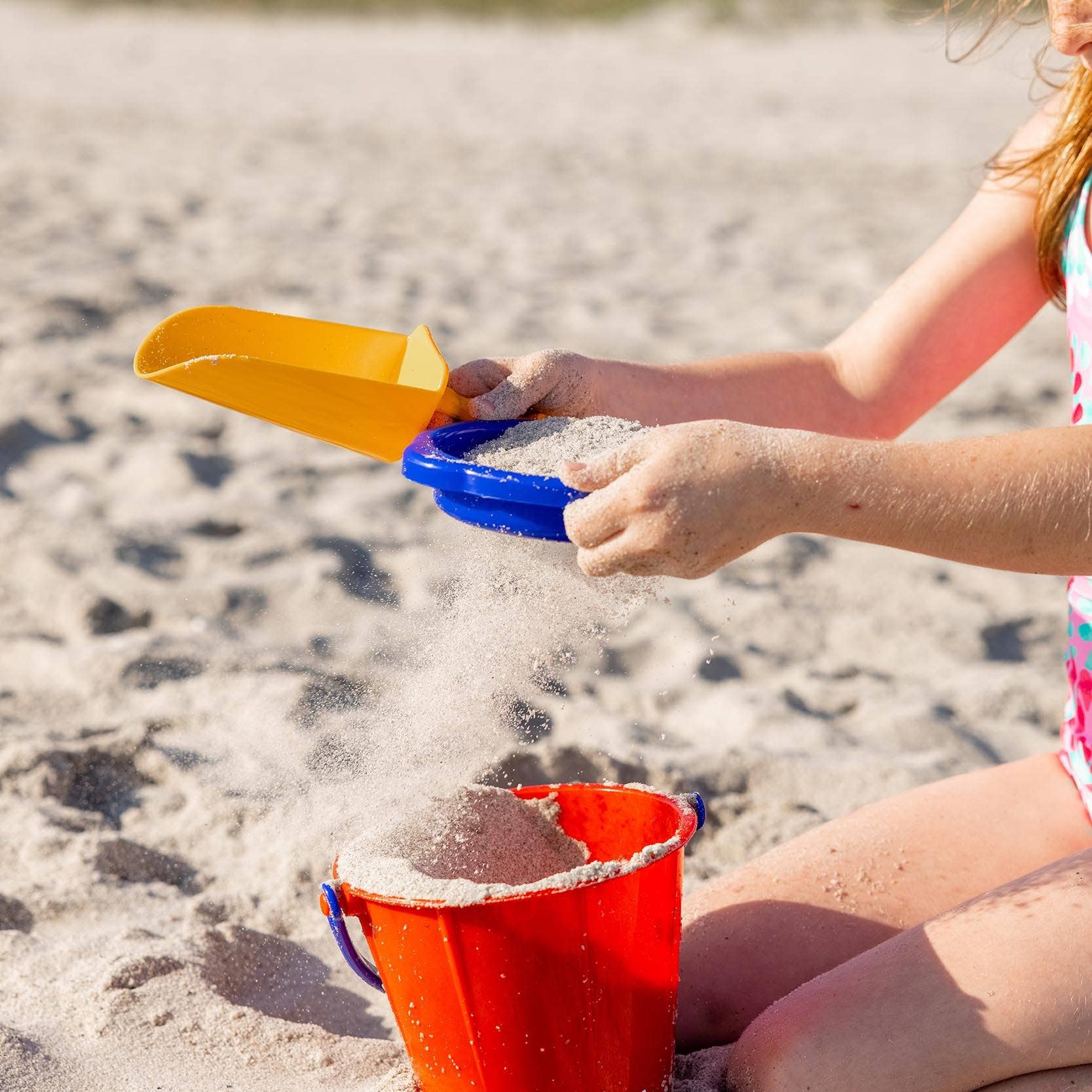 Haba Small Sand Sieve – Durable Sandbox Sifter (Assorted Colors)