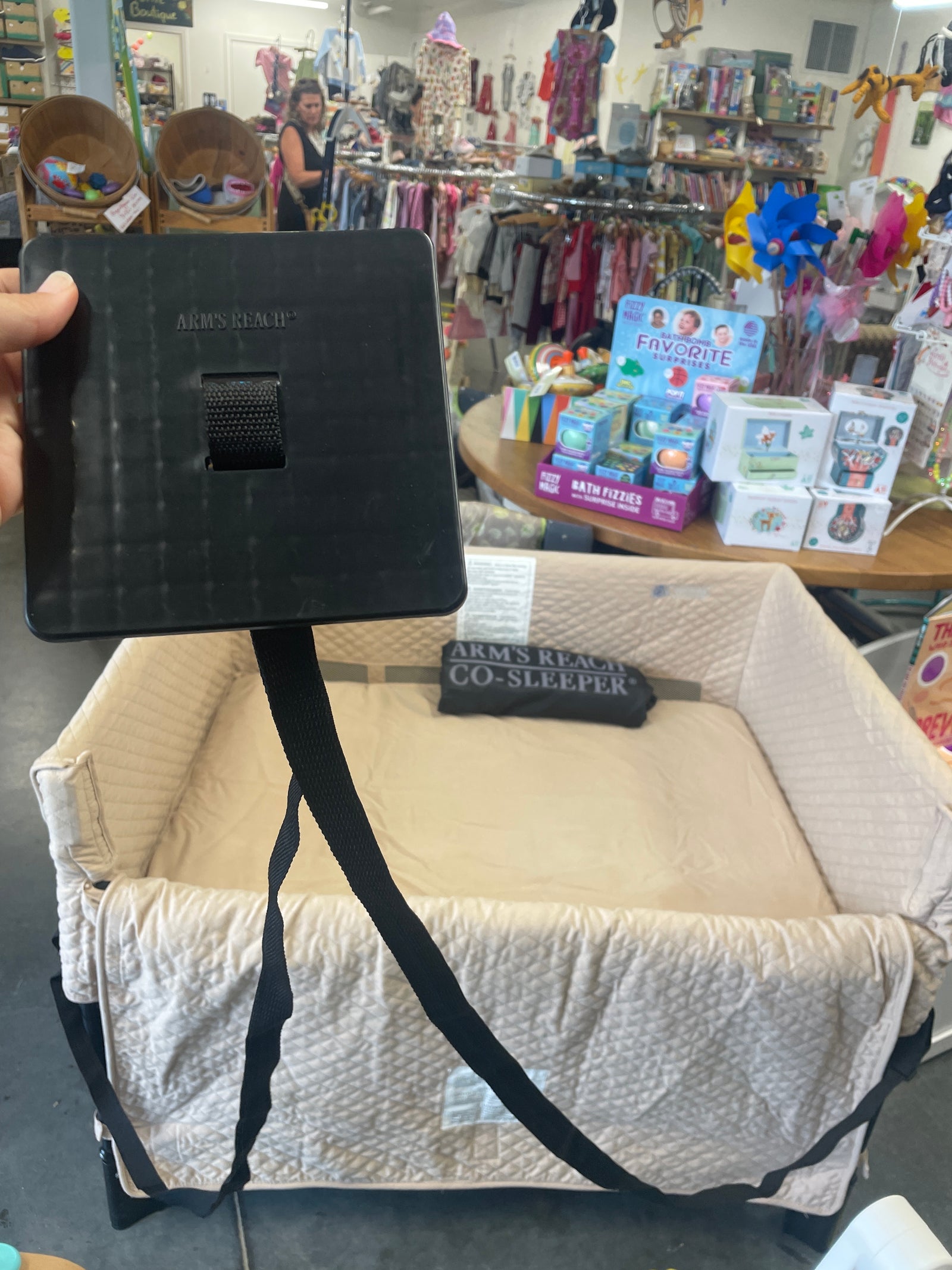 Resale Arm’s Reach 3 in 1 Co-sleeper Large Size