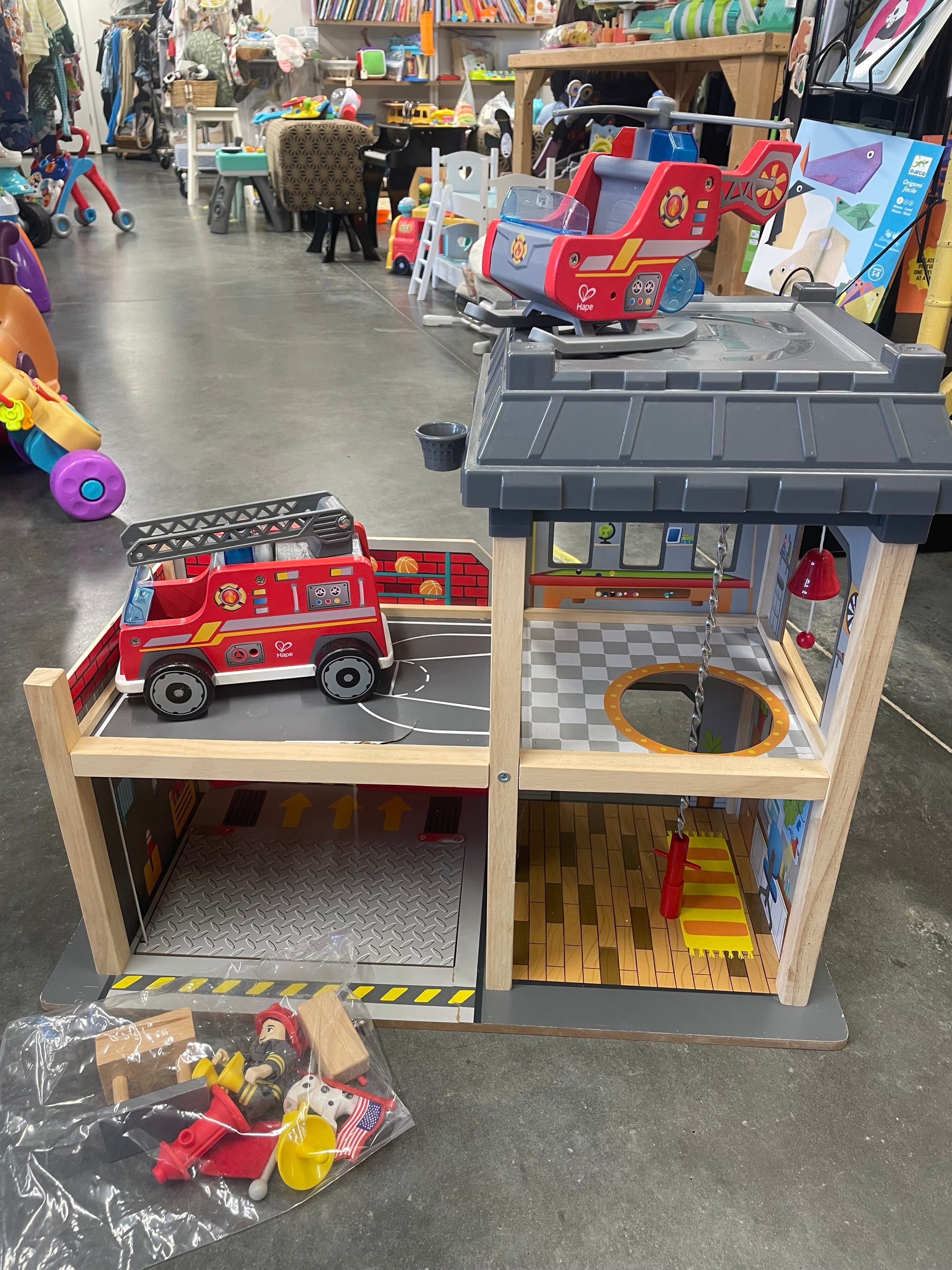 Resale Hape Firehouse, Firefighter, Firetruck, Helicopter