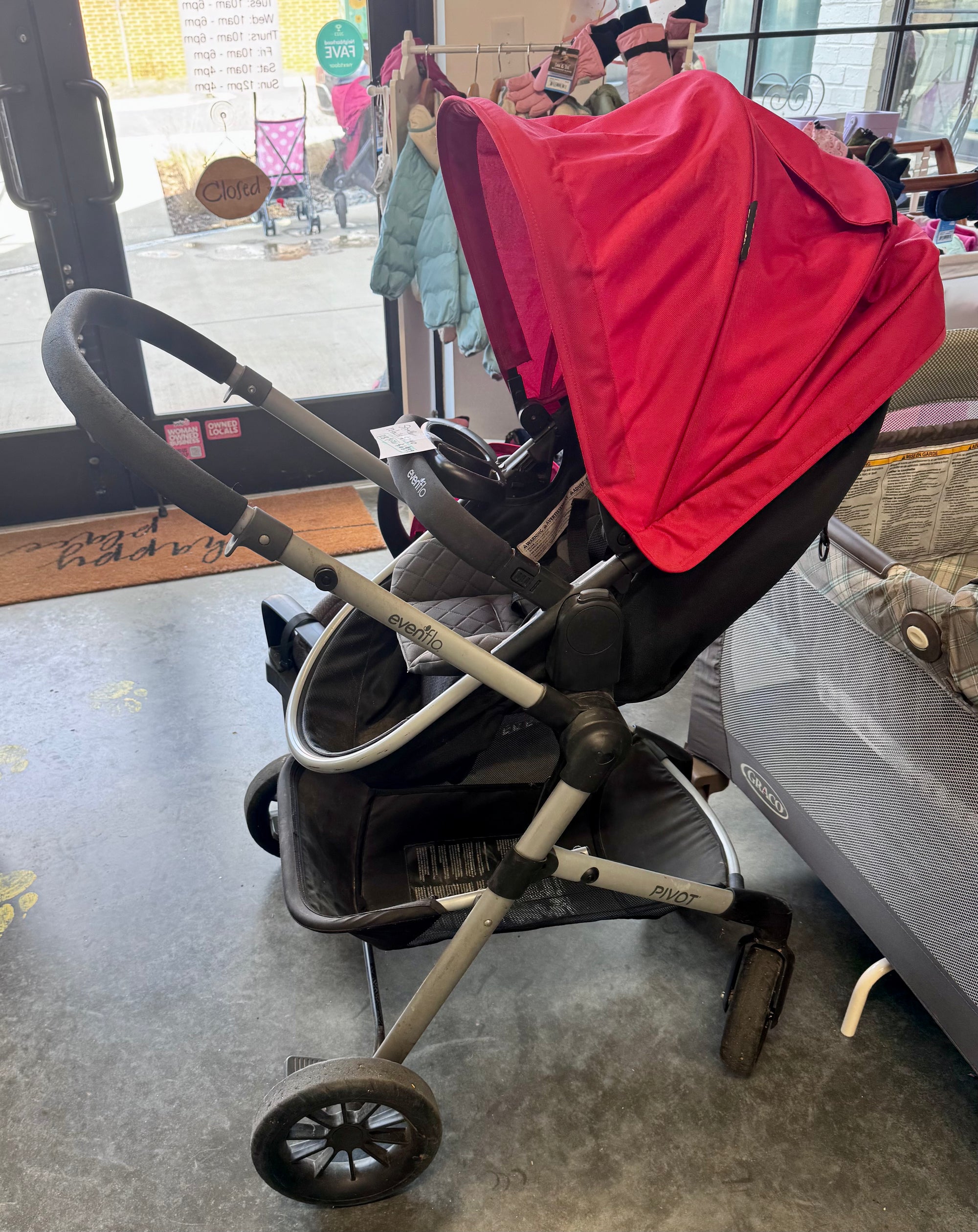 Resale Evenflo Pivot Stroller - LOCAL PICKUP ONLY