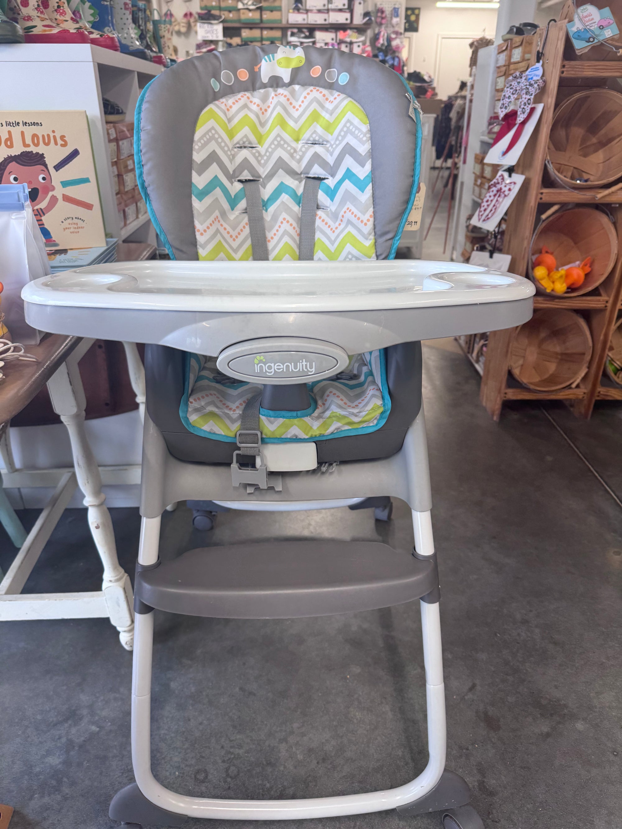 Resale IngenuityTrio  3-in-1 Highchair - local pick up only!