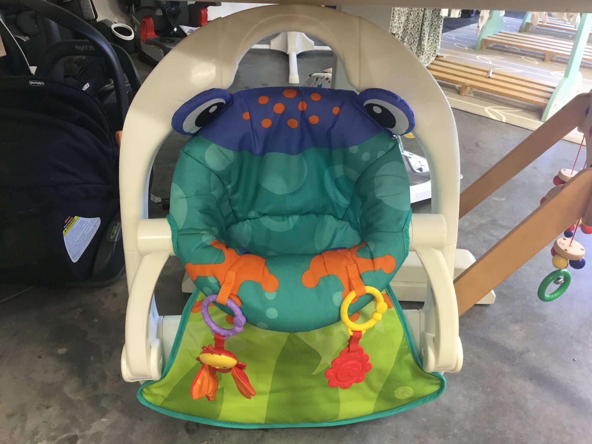Fisher Price Sit Me Up Floor Seat - Local Pick Up Only
