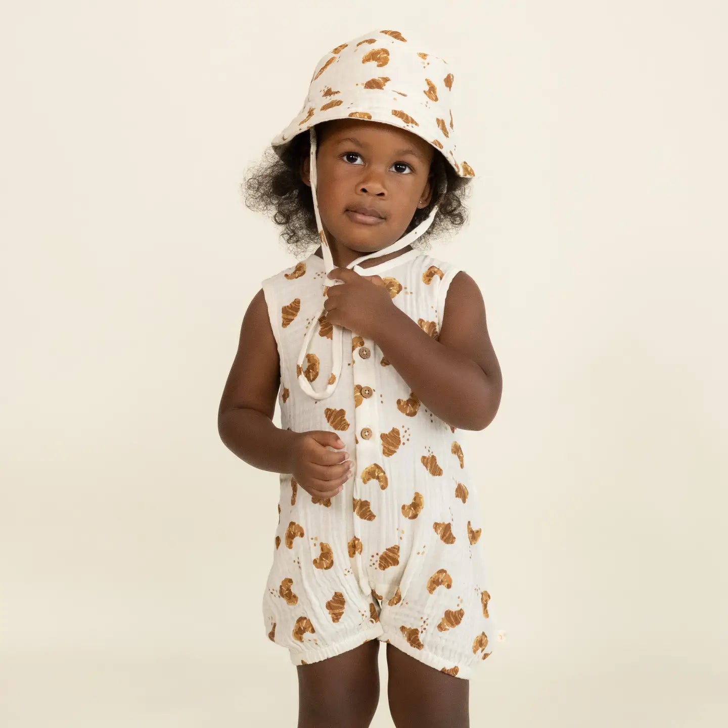 MakeMake Organic Sleeveless Bubble Romper - Croissant