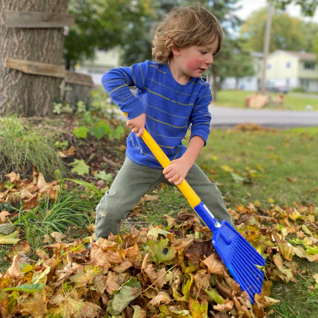 Spielstabil Children's Long Handled Leaf Rake