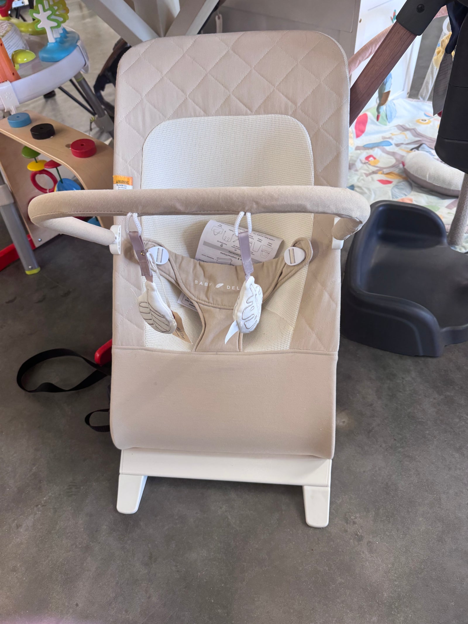 Resale Baby Delight Portable Bouncer Seat - Local pickup only