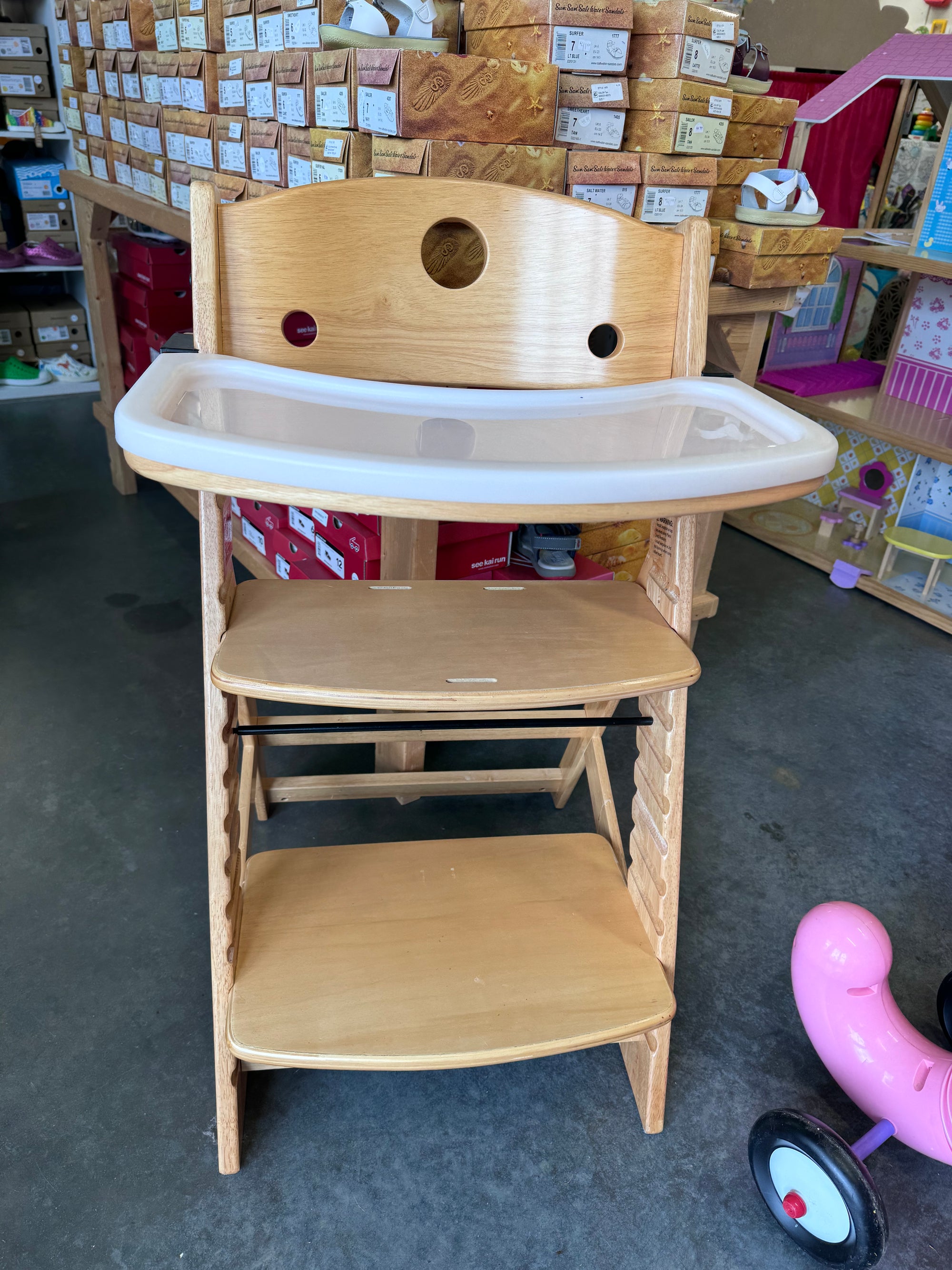 Resale Keekaroo Height Right High Chair with Tray