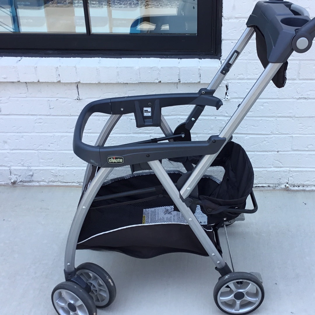 Resale Chicco  Caddy Keyfit Stroller base - in Store Pickup Only