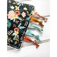 The Bird & Elephant Crinkle Toy - Floral